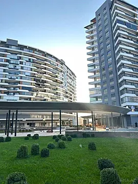 Satılır 2 otaqlı mənzil 75 m²