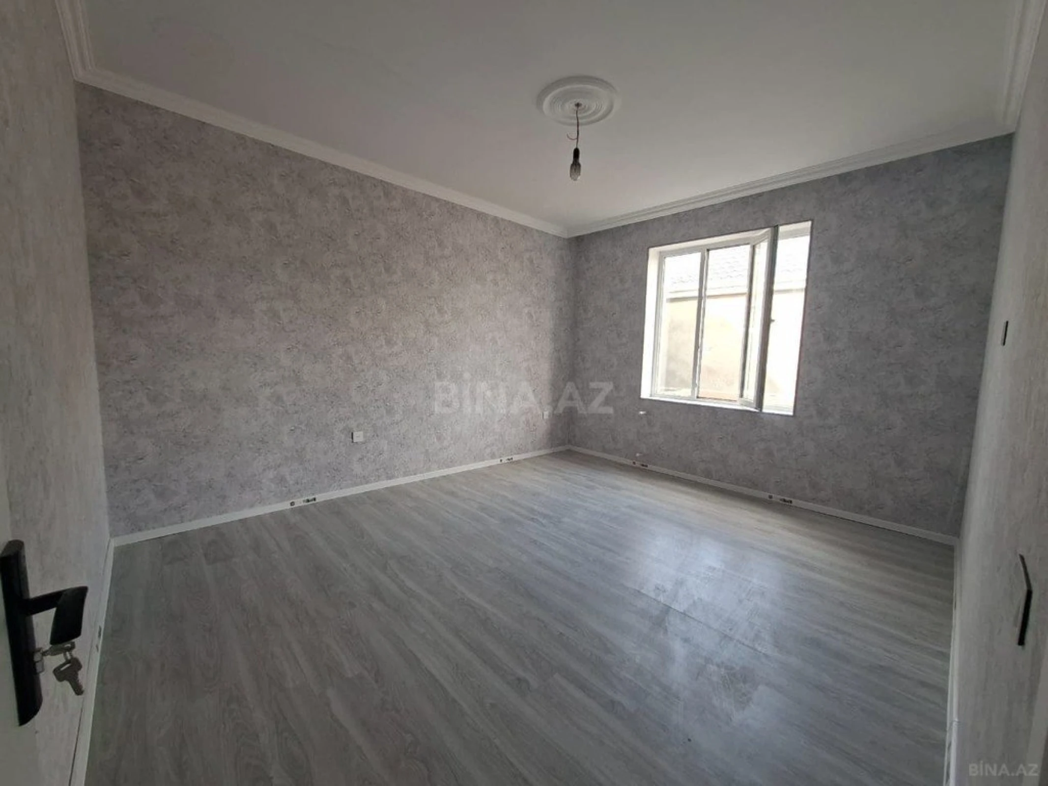 Satılır 4 otaqlı həyət evi 125 m²