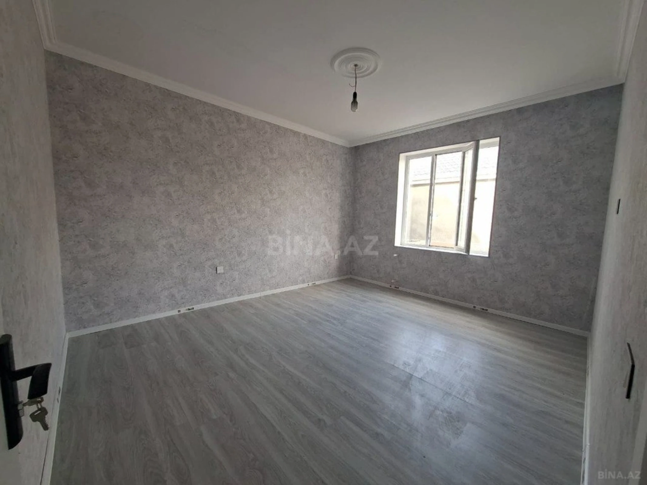 Satılır 4 otaqlı həyət evi 125 m²