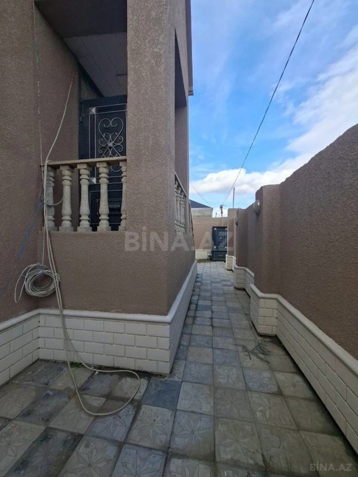 Satılır 4 otaqlı həyət evi 125 m²