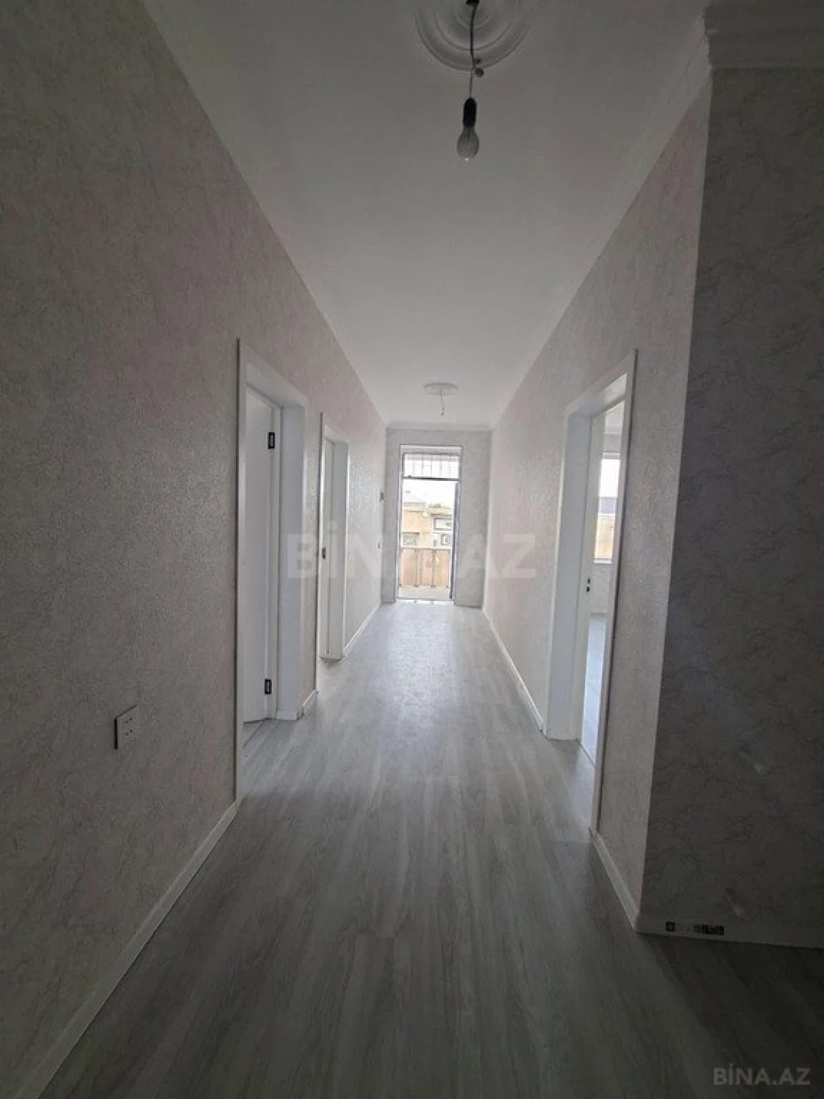 Satılır 4 otaqlı həyət evi 125 m²