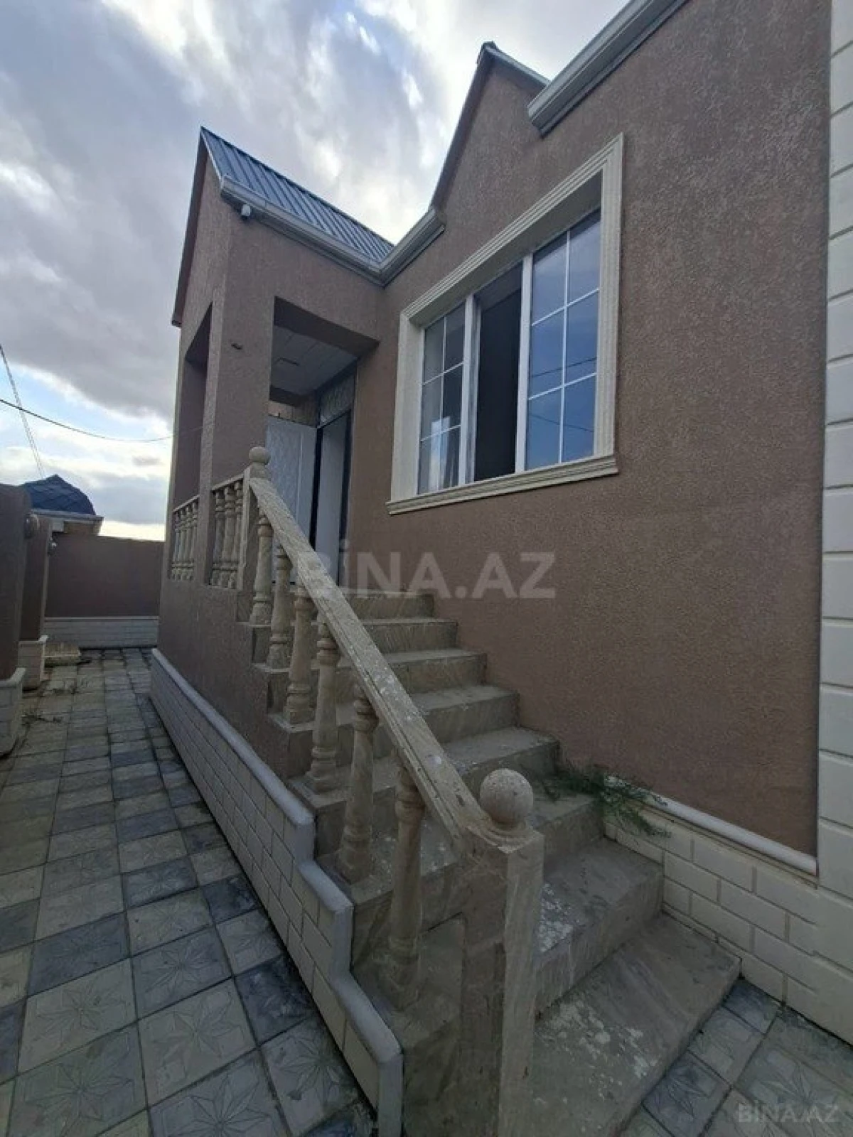 Satılır 4 otaqlı həyət evi 125 m²