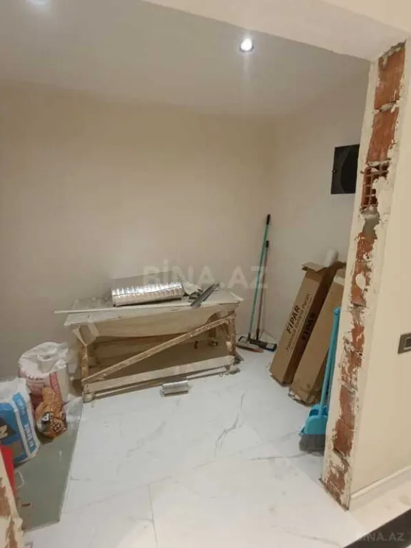 Satılır 3 otaqlı mənzil 155 m²