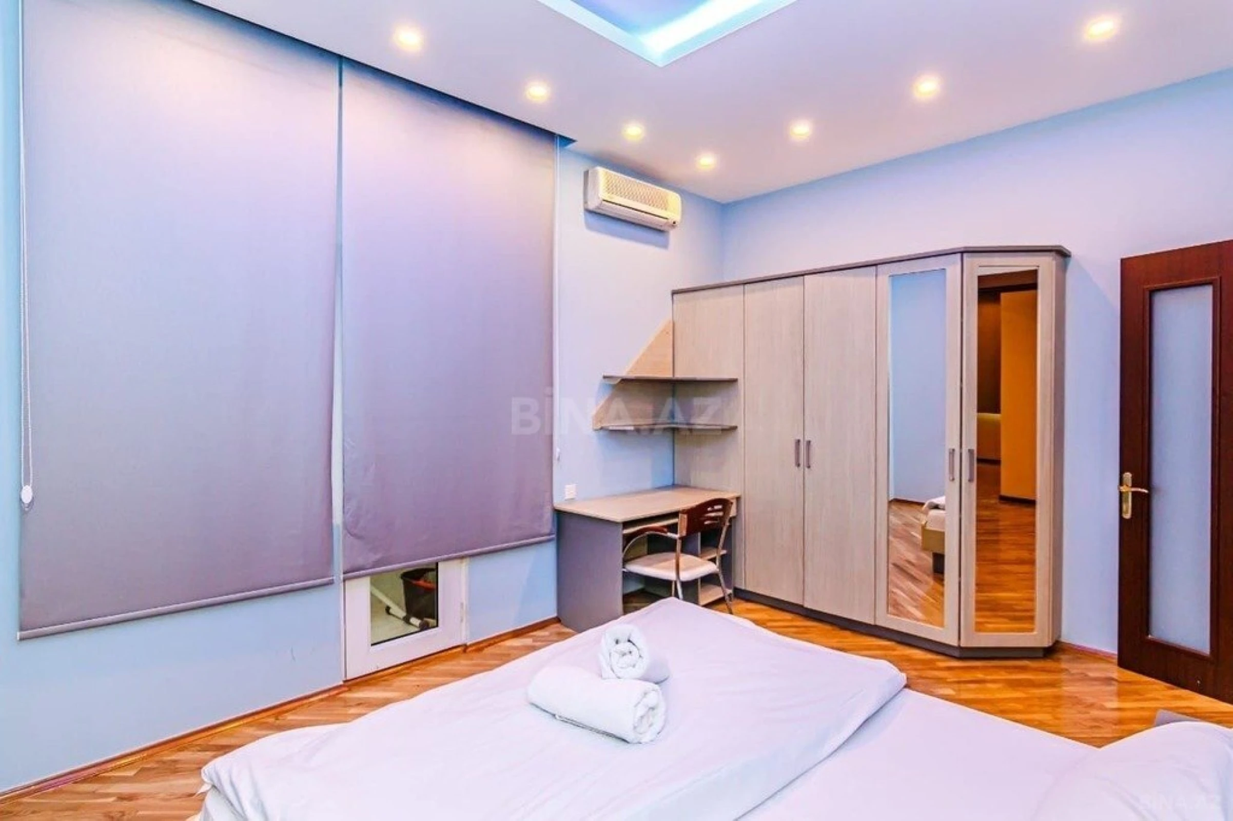 Kirayə verilir 3 otaqlı mənzil 120 m²