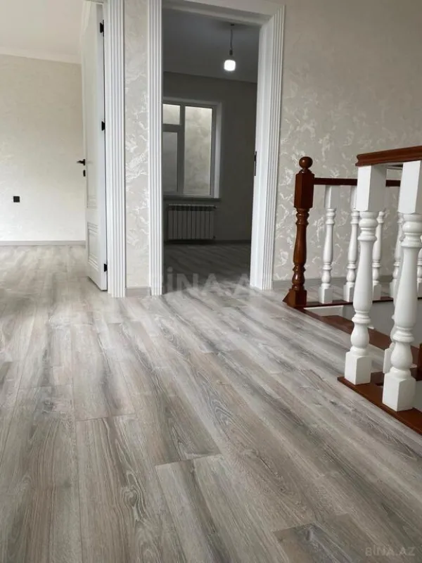 Satılır 4 otaqlı həyət evi 160 m²