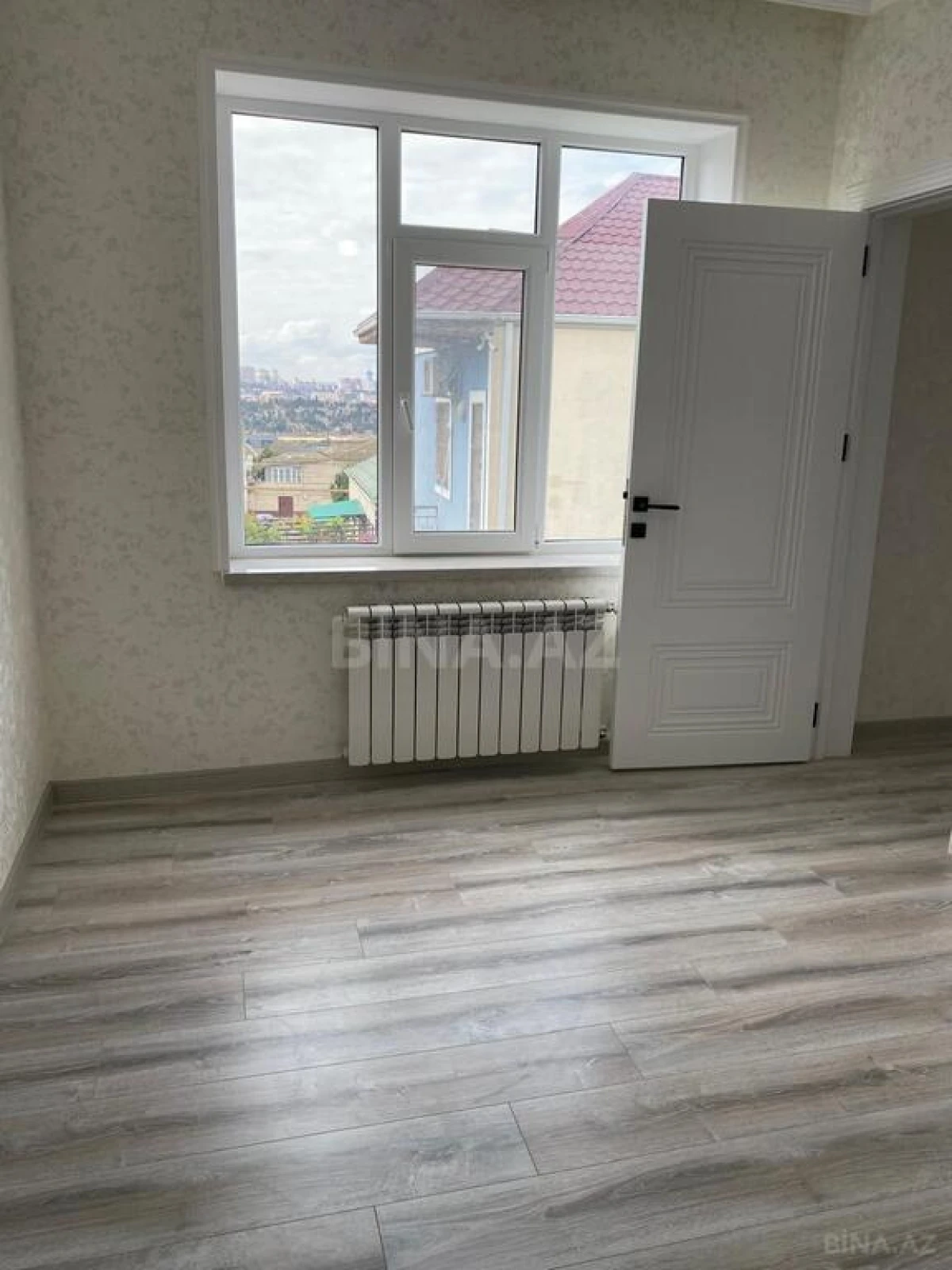 Satılır 4 otaqlı həyət evi 160 m²