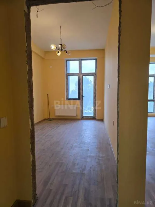 Satılır 2 otaqlı mənzil 65 m²