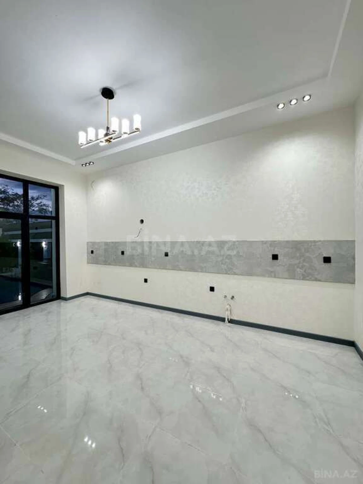 Satılır 5 otaqlı həyət evi 200 m²