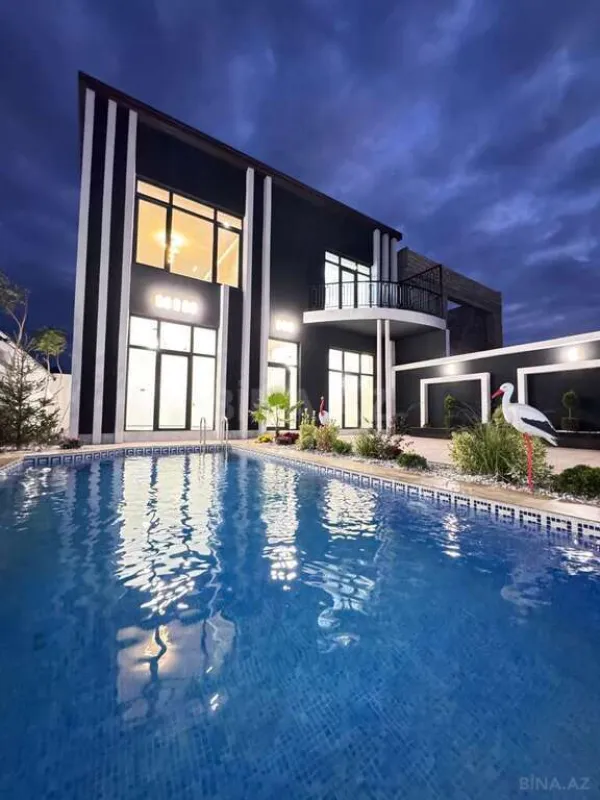 Satılır 5 otaqlı həyət evi 200 m²