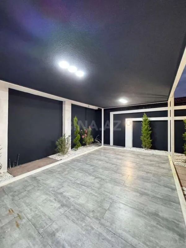 Satılır 5 otaqlı həyət evi 200 m²