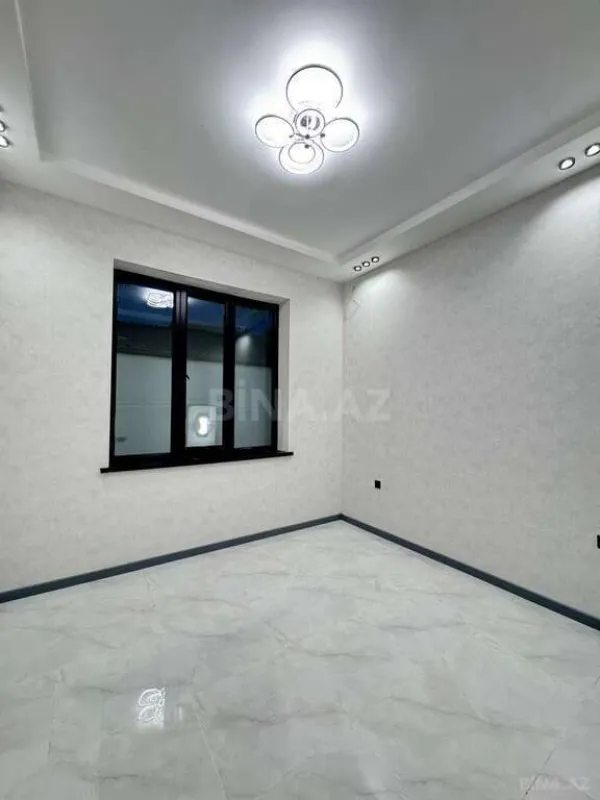 Satılır 5 otaqlı həyət evi 200 m²