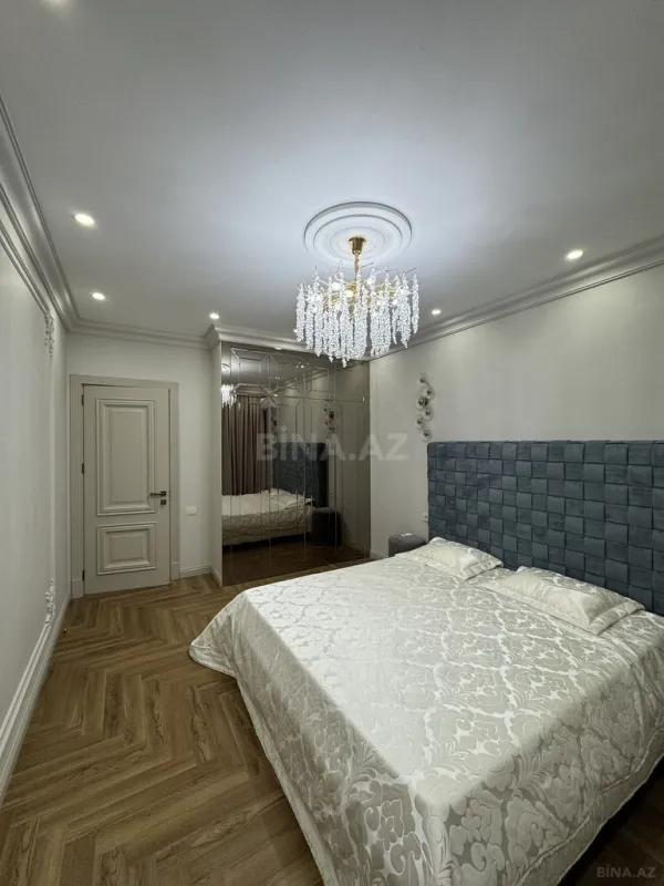 Satılır 3 otaqlı mənzil 106 m²