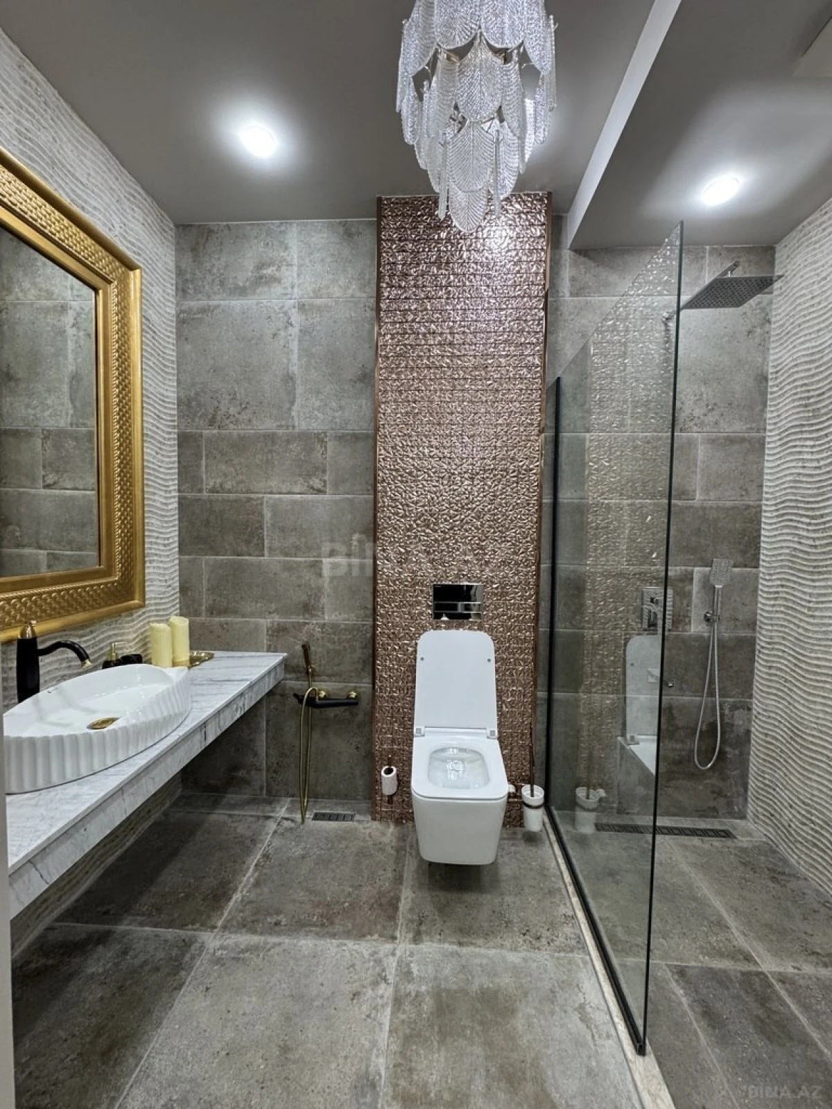 Satılır 3 otaqlı mənzil 106 m²