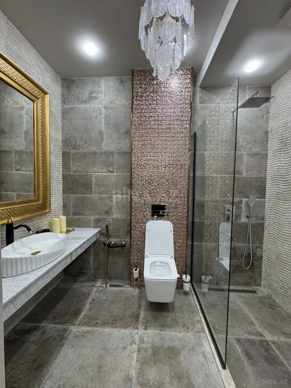 Satılır 3 otaqlı mənzil 106 m²