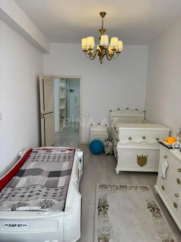 Satılır 3 otaqlı mənzil 120 m²