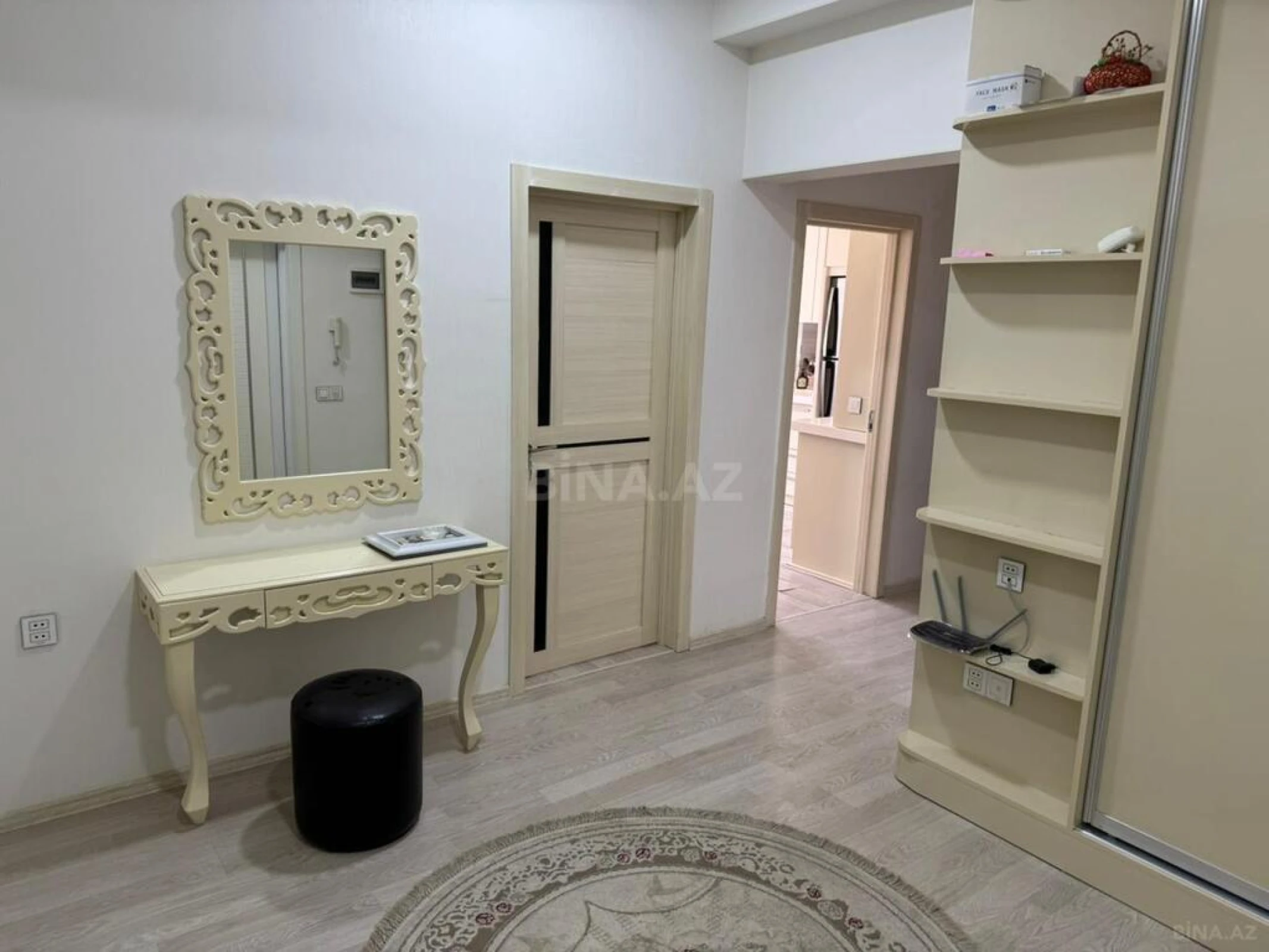 Satılır 3 otaqlı mənzil 120 m²