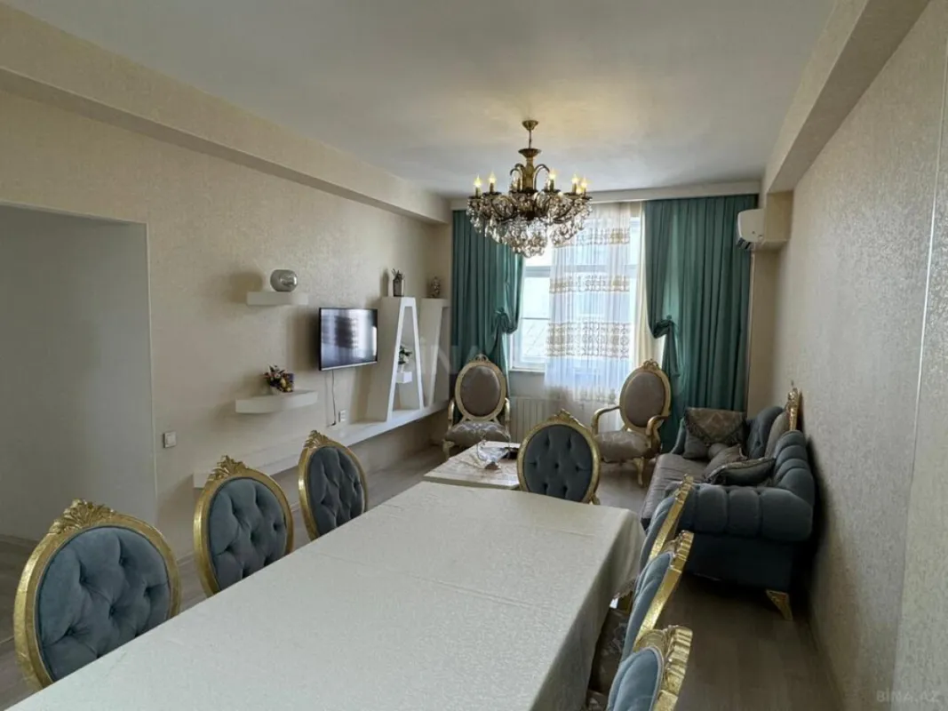 Satılır 3 otaqlı mənzil 120 m²
