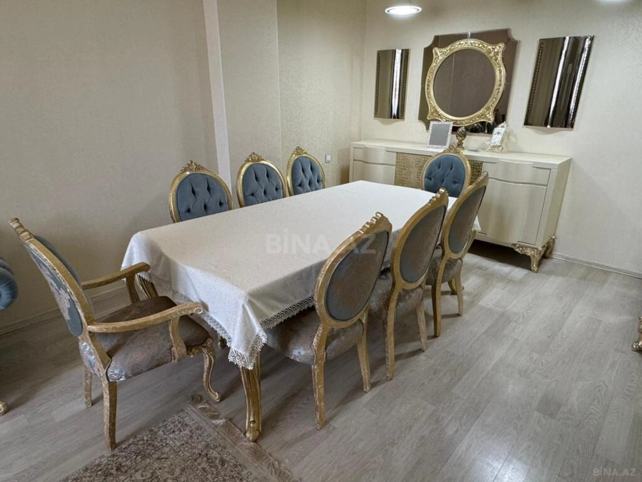 Satılır 3 otaqlı mənzil 120 m²