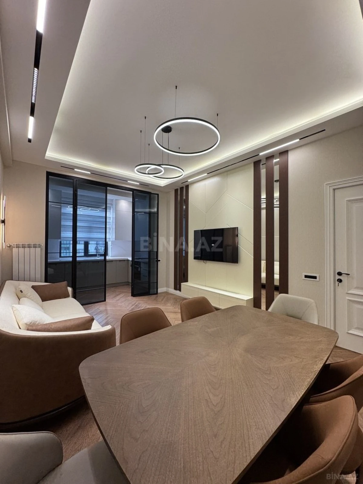 Satılır 2 otaqlı mənzil 68 m²