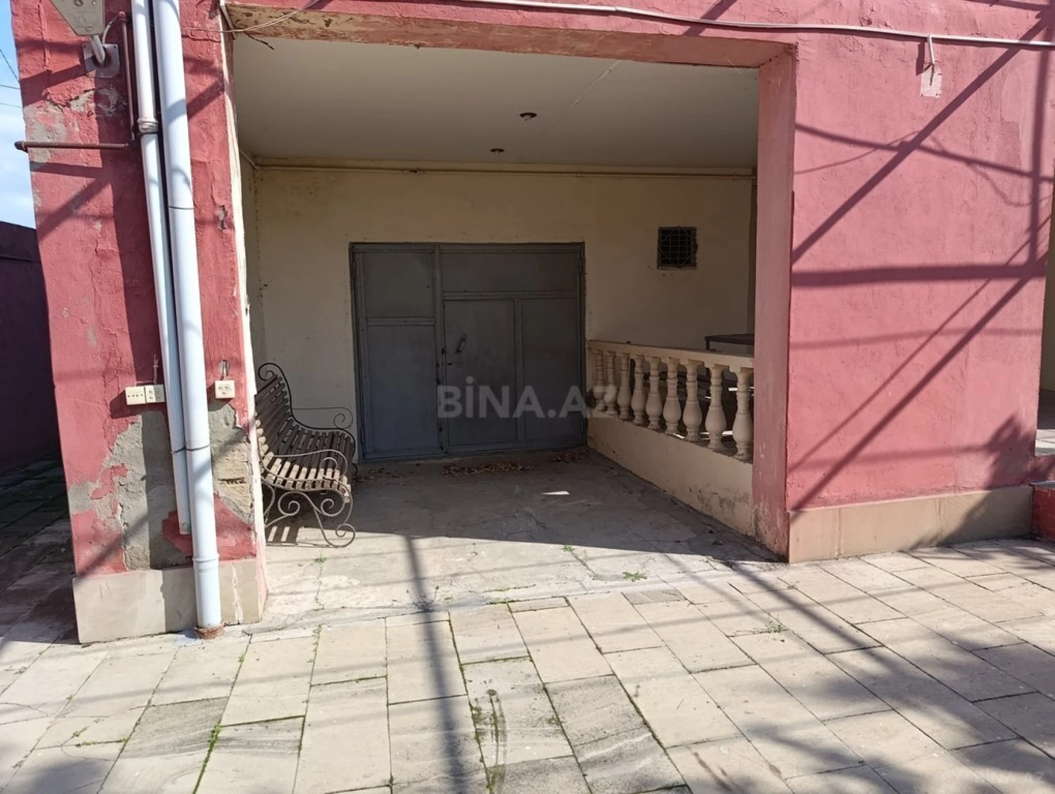 Satılır 6 otaqlı həyət evi 250 m²