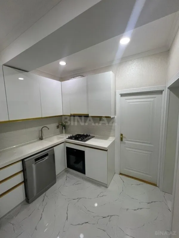 Satılır 2 otaqlı mənzil 53 m²