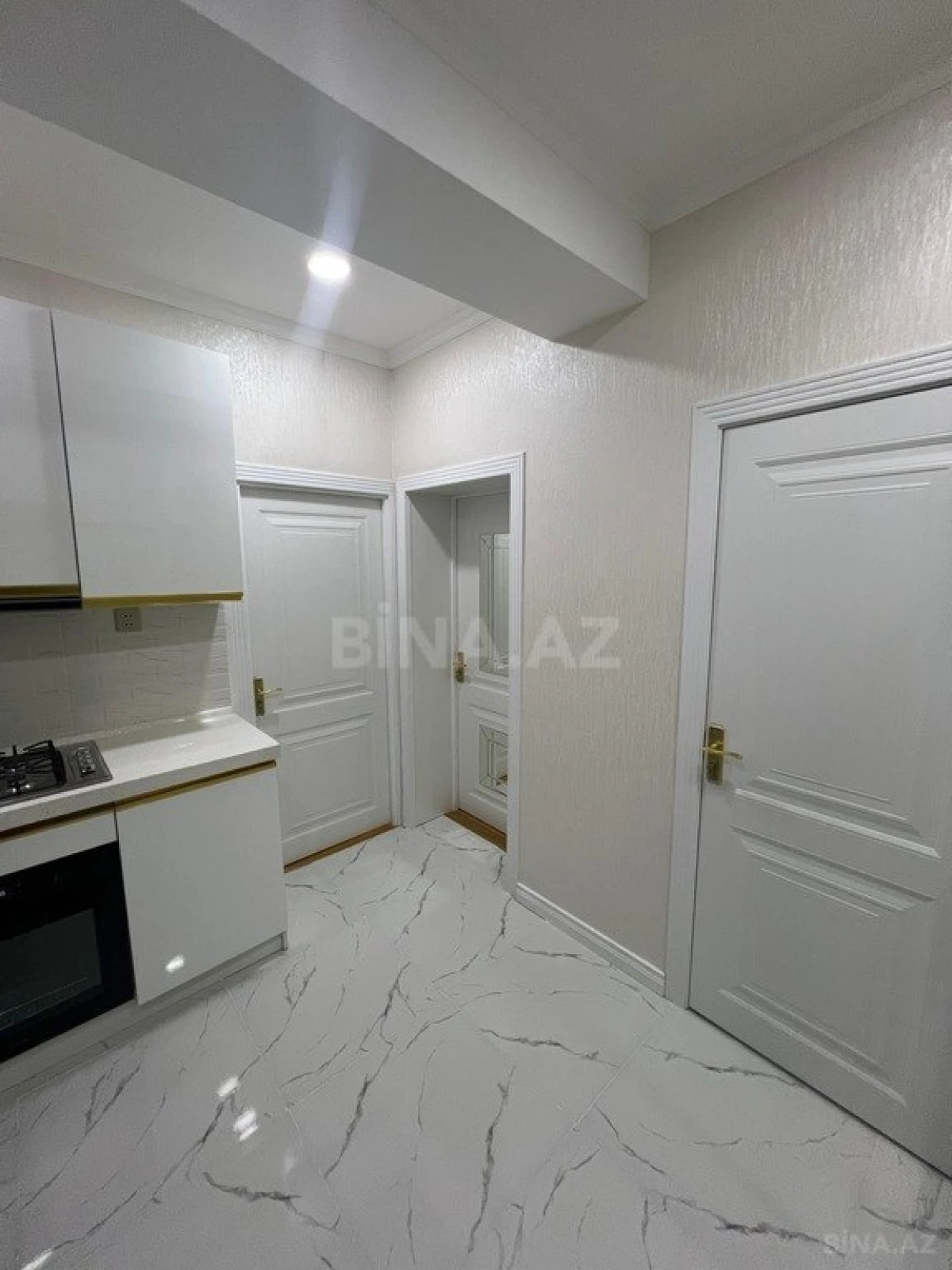 Satılır 2 otaqlı mənzil 53 m²