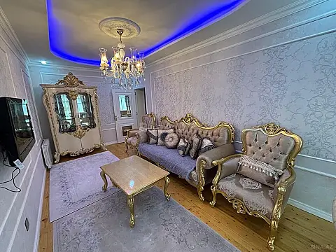 Satılır 2 otaqlı mənzil 53 m²