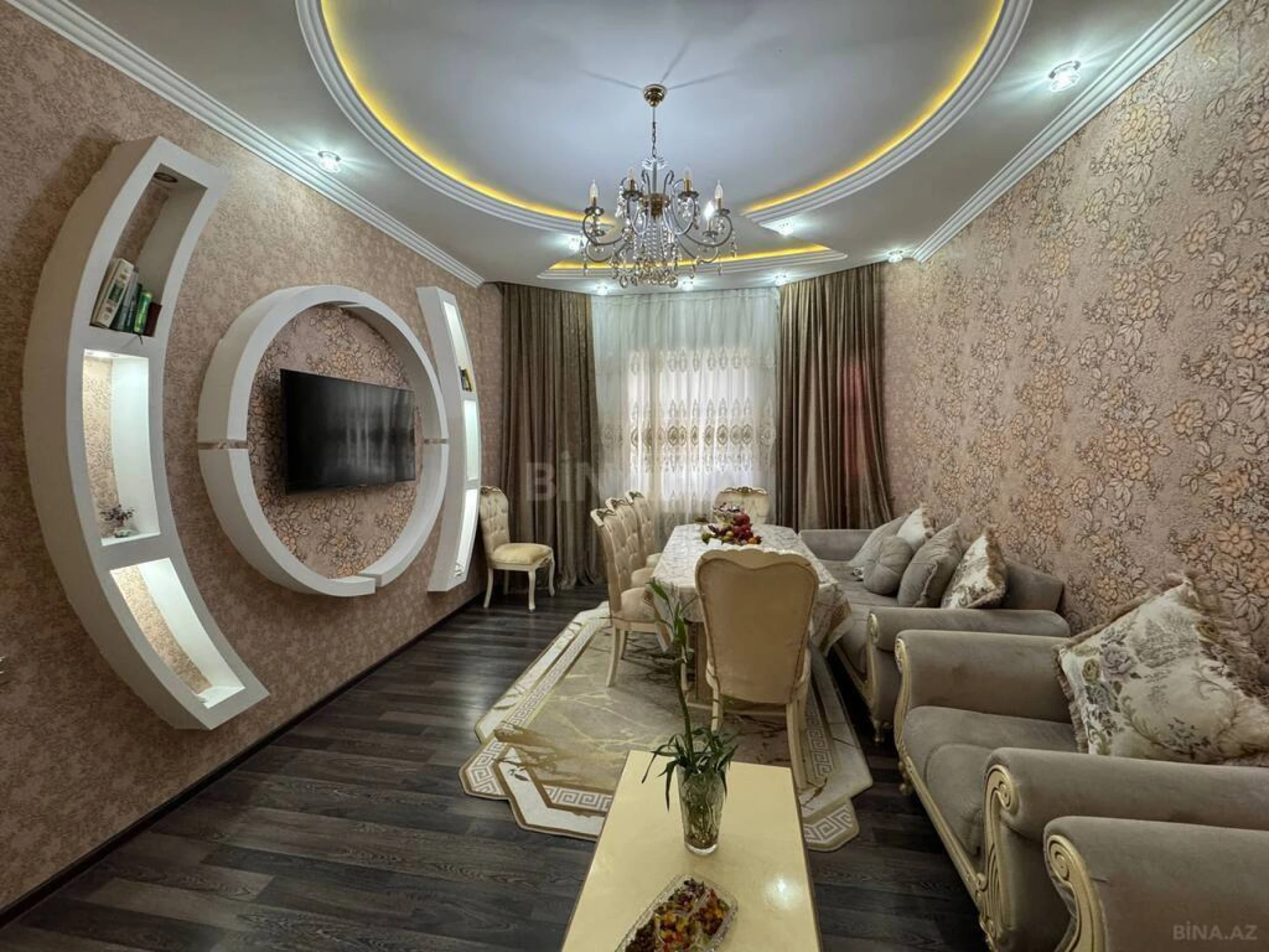 Satılır 5 otaqlı həyət evi 200 m²