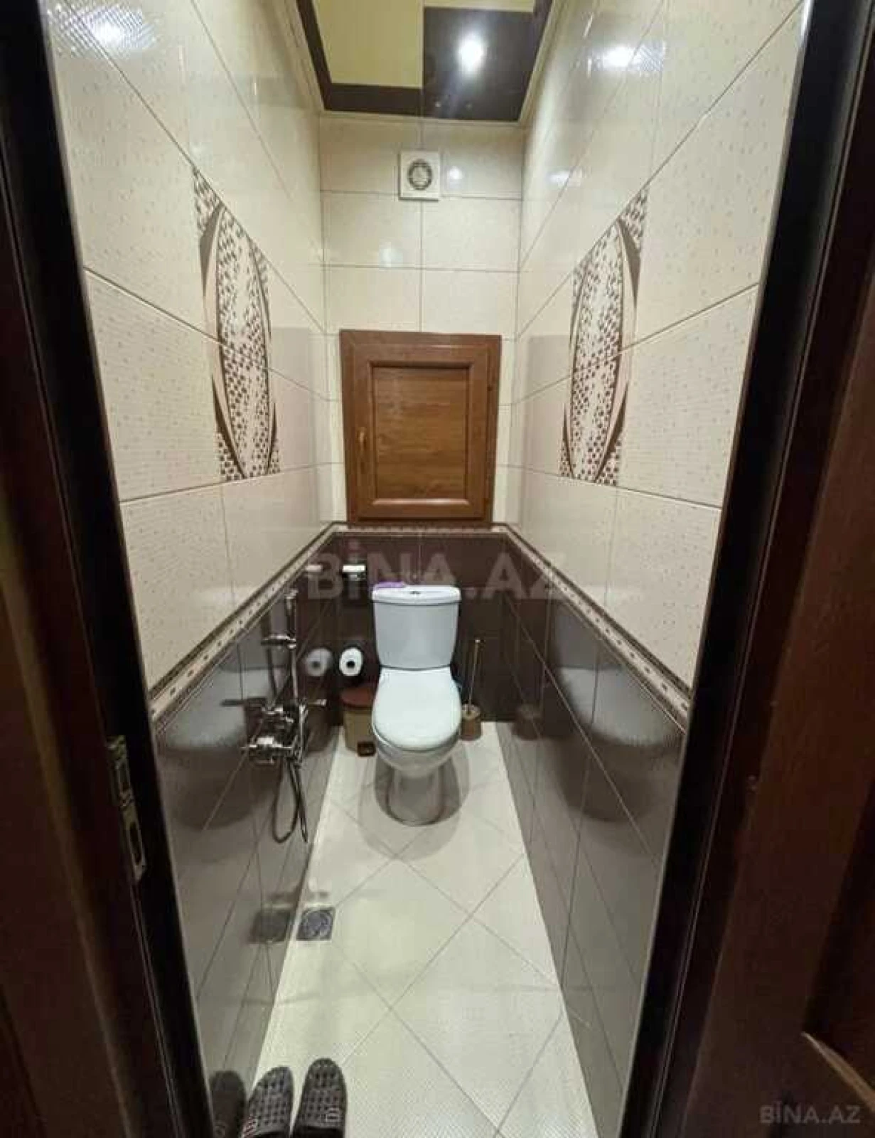 Satılır 4 otaqlı mənzil 110 m²