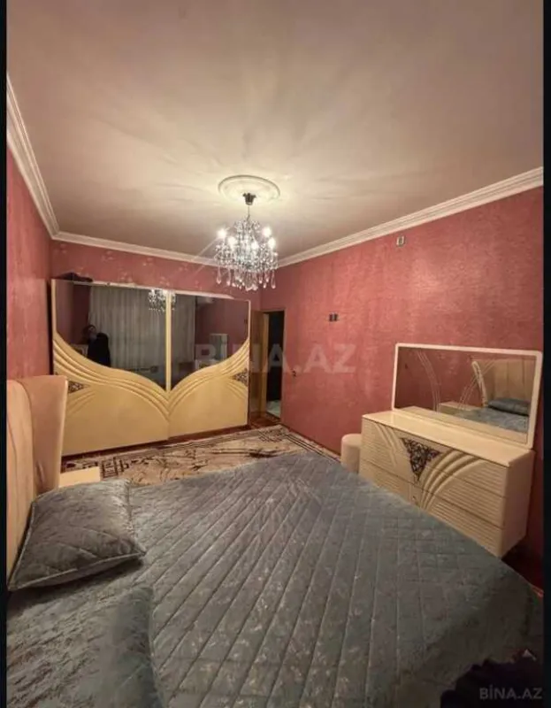 Satılır 4 otaqlı mənzil 110 m²