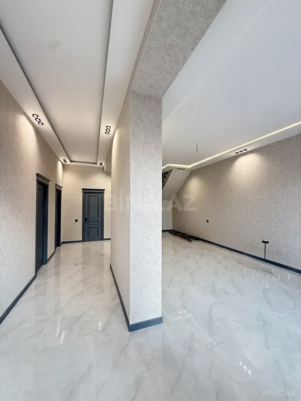 Satılır 5 otaqlı həyət evi 220 m²