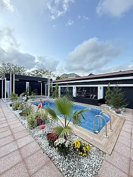 Satılır 5 otaqlı həyət evi 220 m²