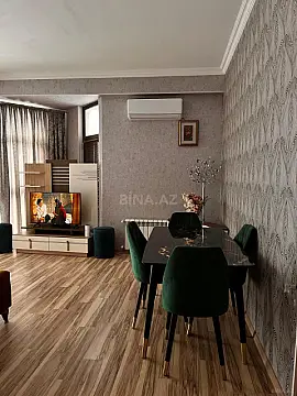 Kirayə verilir 2 otaqlı mənzil 85 m²