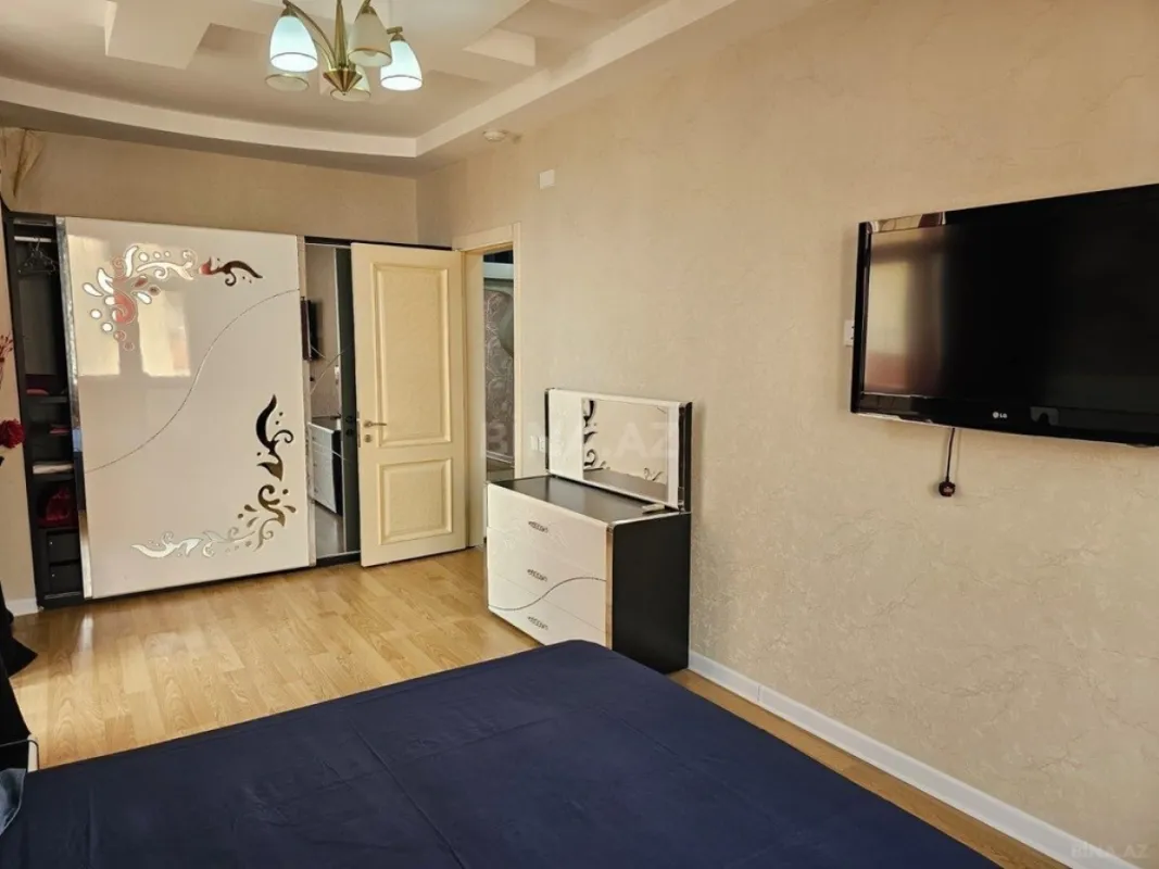 Satılır 3 otaqlı mənzil 150 m²