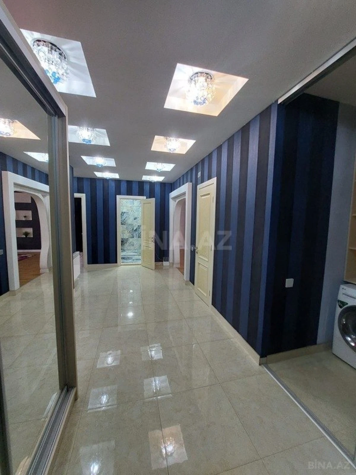 Satılır 3 otaqlı mənzil 150 m²