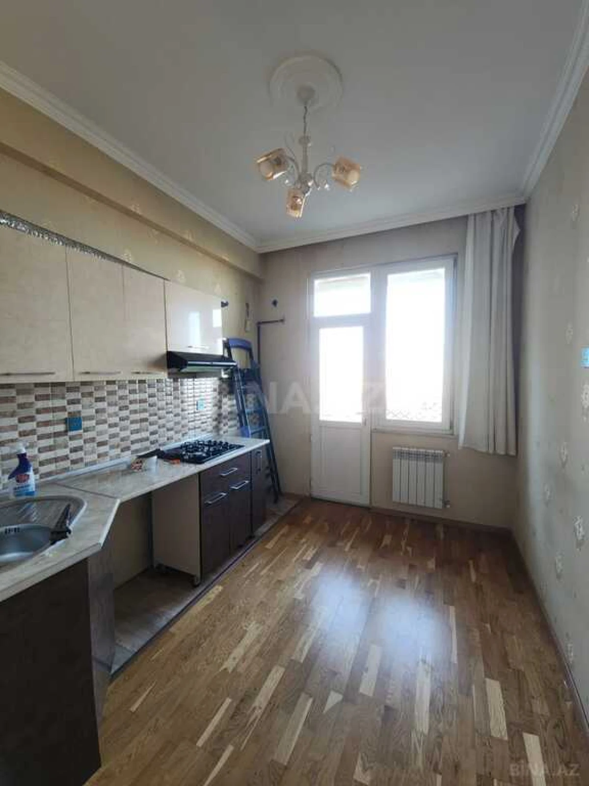 Kirayə verilir 2 otaqlı mənzil 60 m²