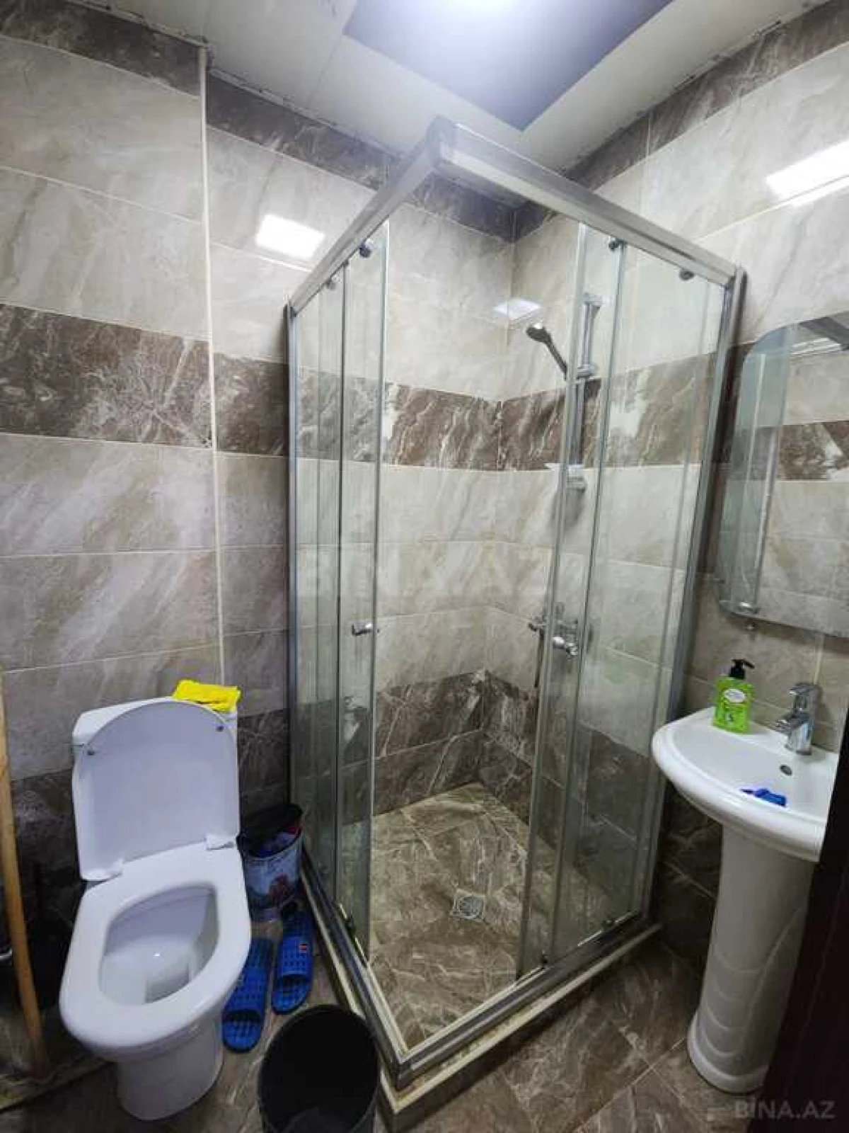 Kirayə verilir 2 otaqlı mənzil 60 m²