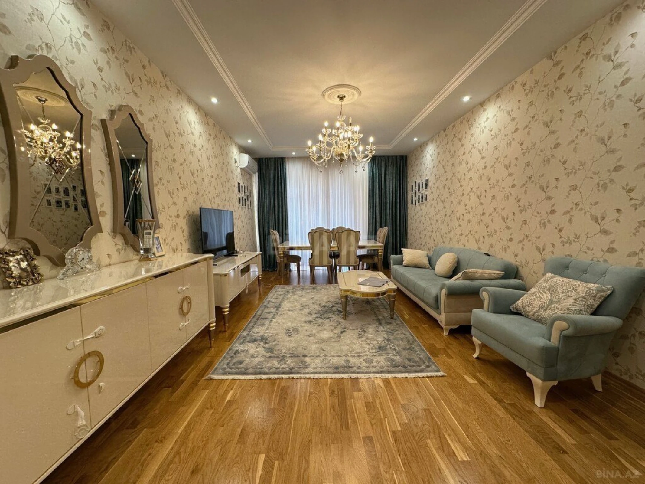 Satılır 3 otaqlı mənzil 117 m²