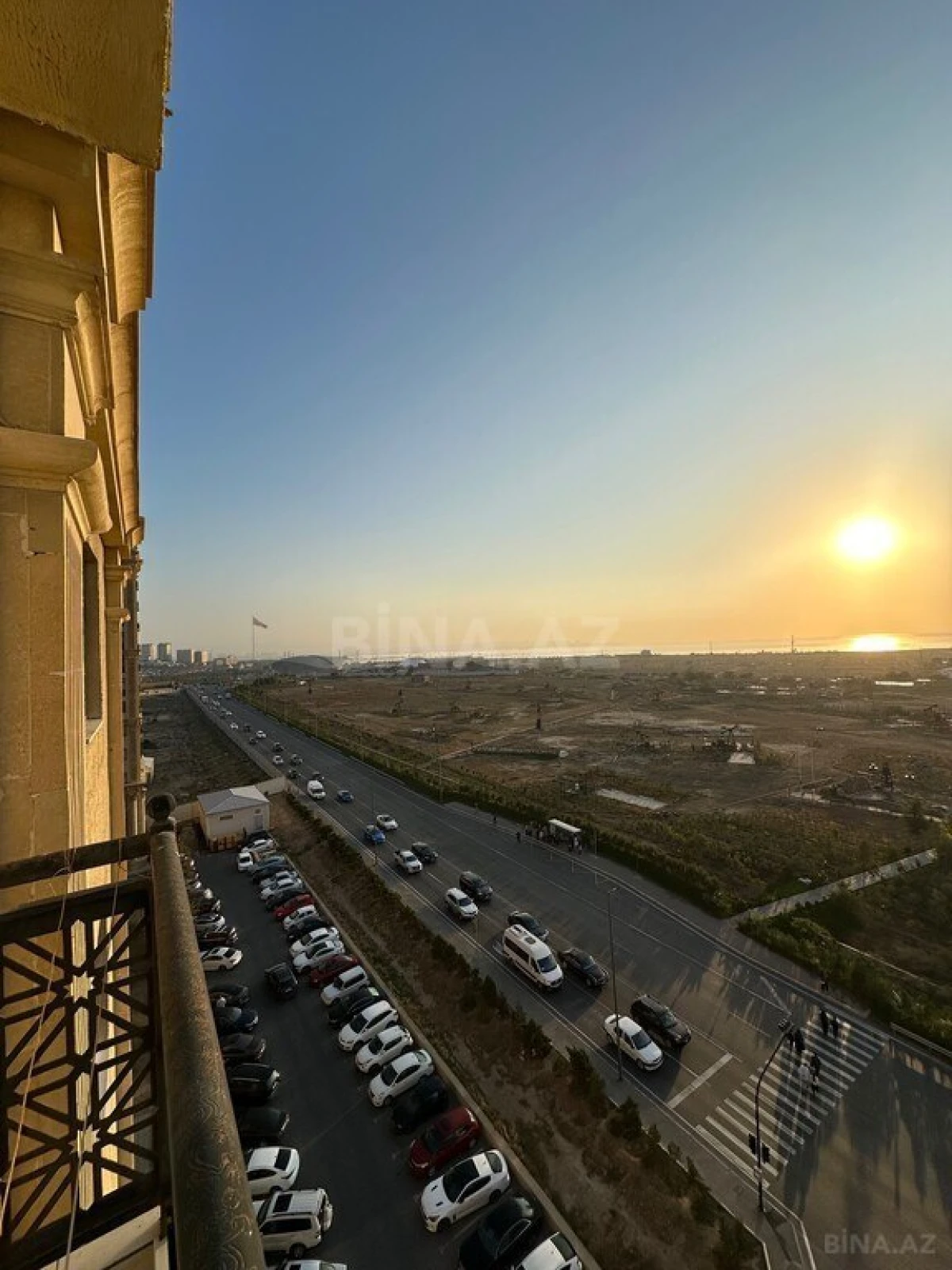 Satılır 3 otaqlı mənzil 117 m²