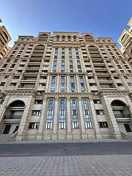 Satılır 3 otaqlı mənzil 117 m²