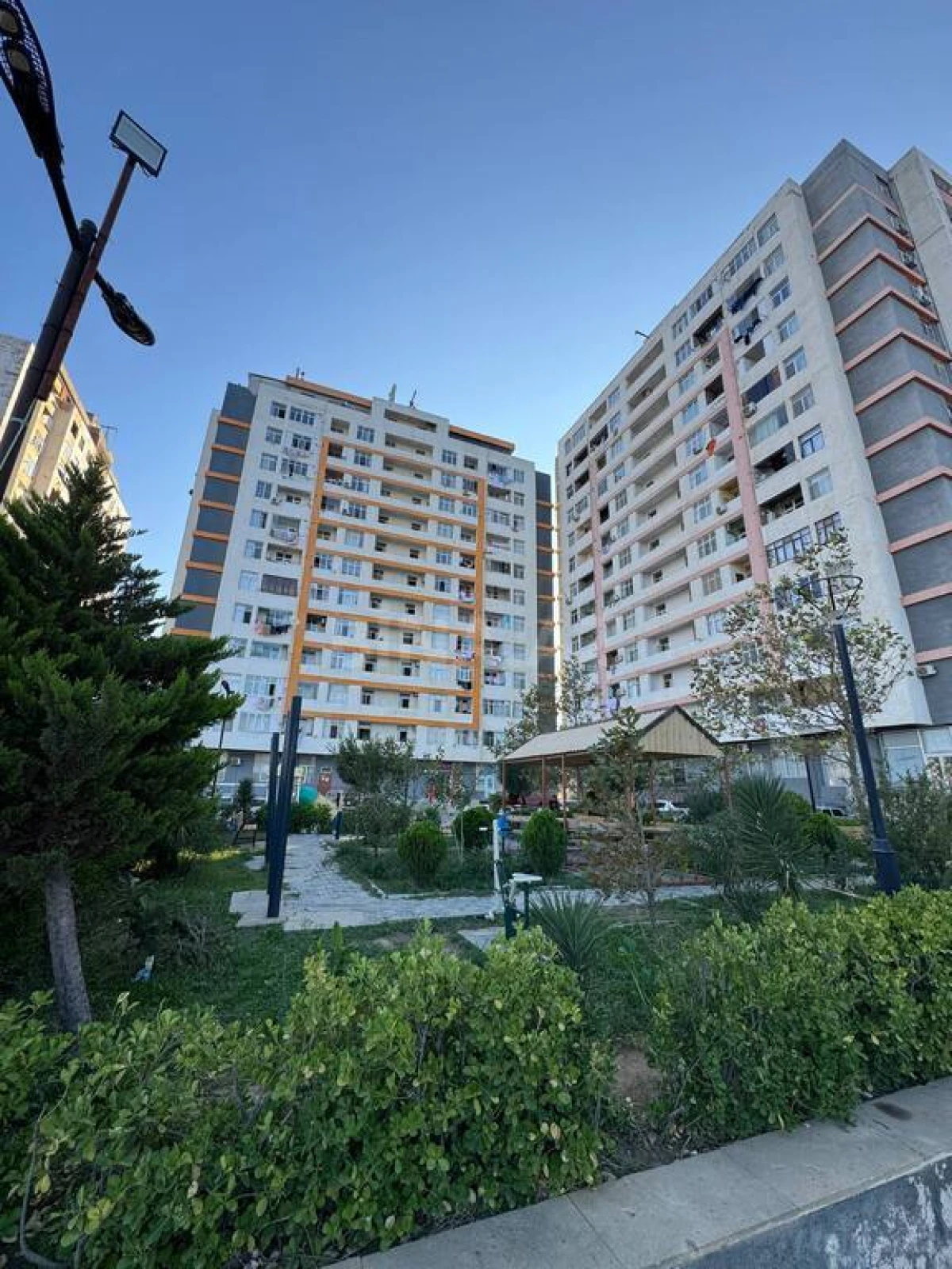 Satılır 2 otaqlı mənzil 60 m²