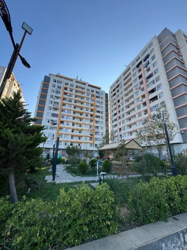 Satılır 2 otaqlı mənzil 60 m²