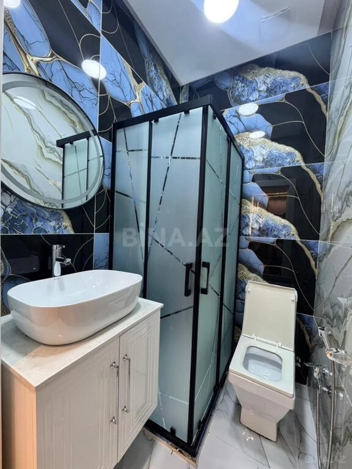 Satılır 2 otaqlı mənzil 88 m²