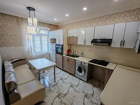 Satılır 5 otaqlı həyət evi 200 m²