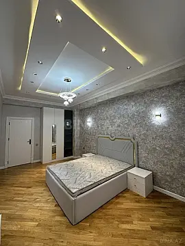 Satılır 2 otaqlı mənzil 88 m²