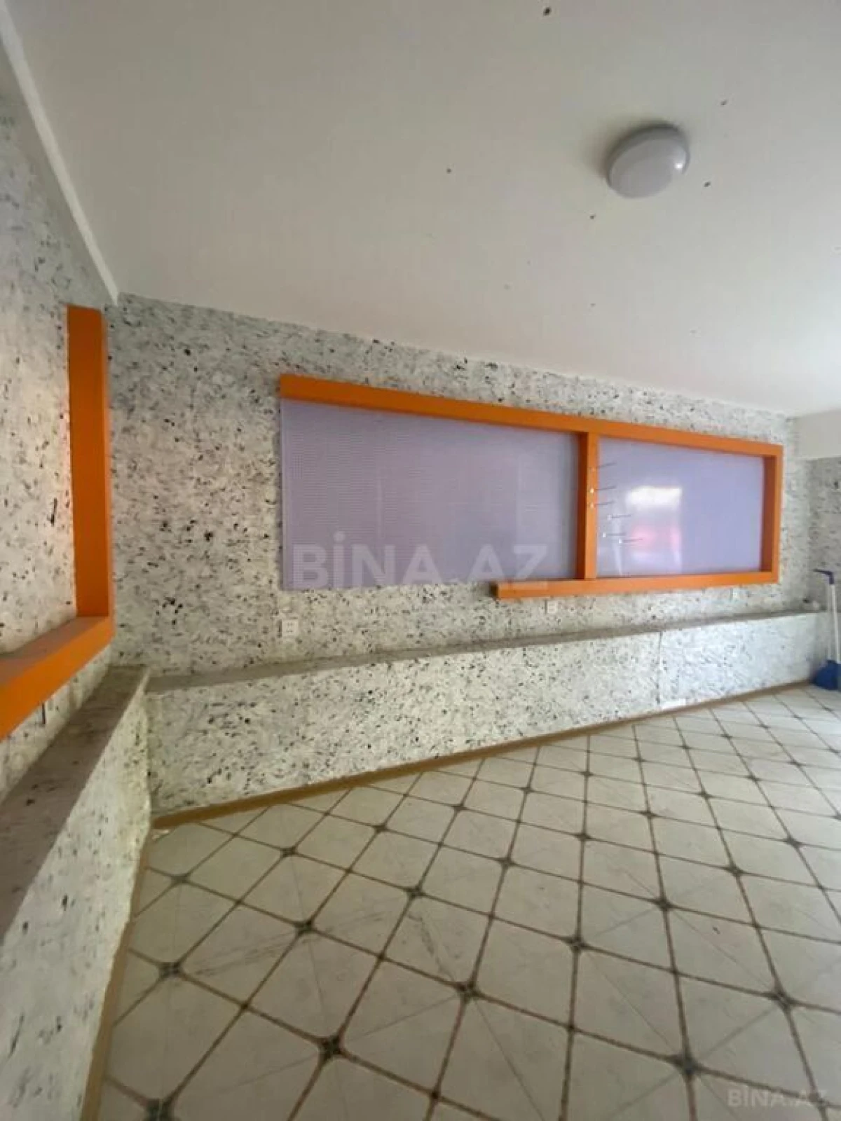 Kirayə verilir obyekt 40 m²