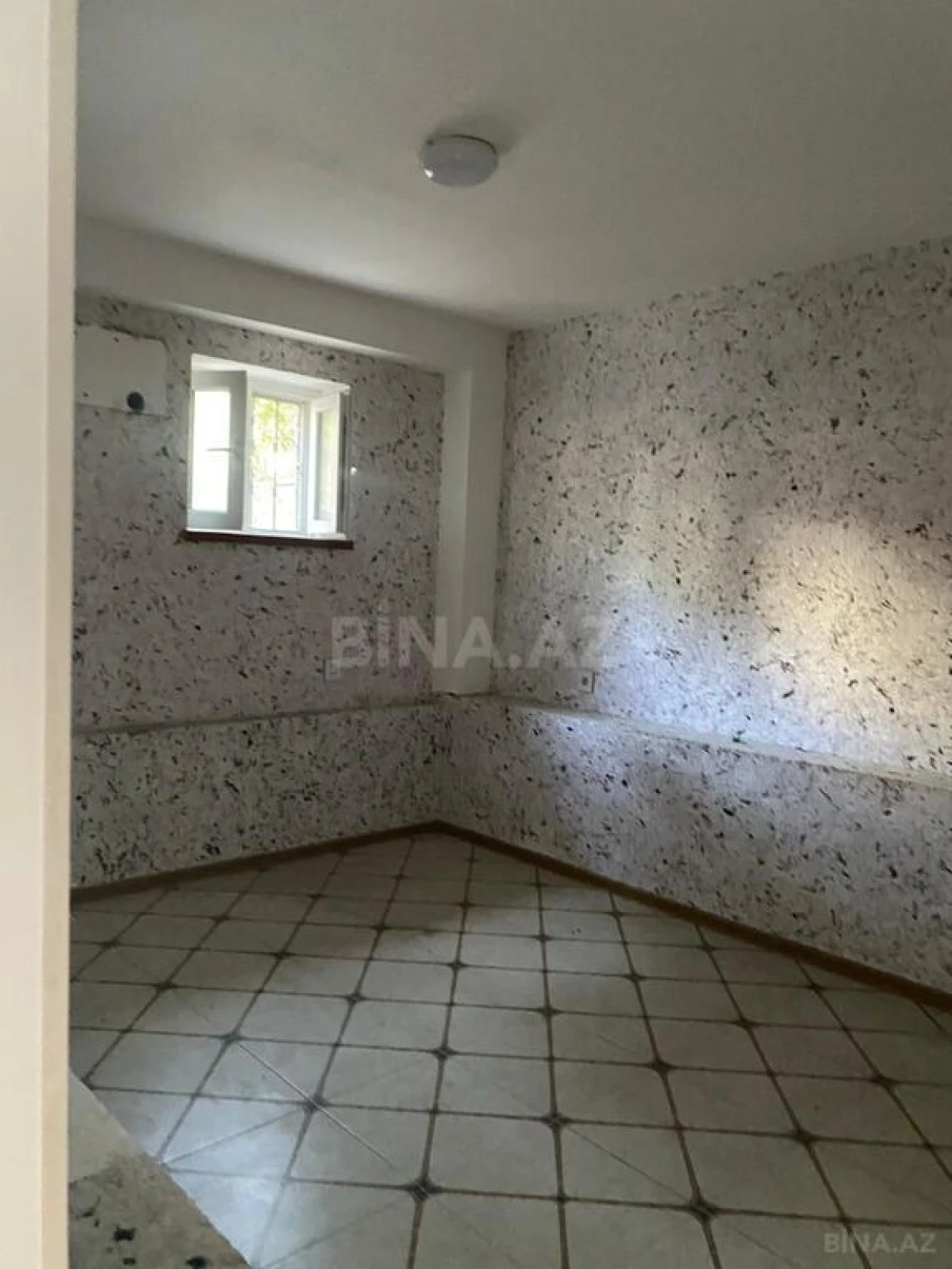 Kirayə verilir obyekt 40 m²