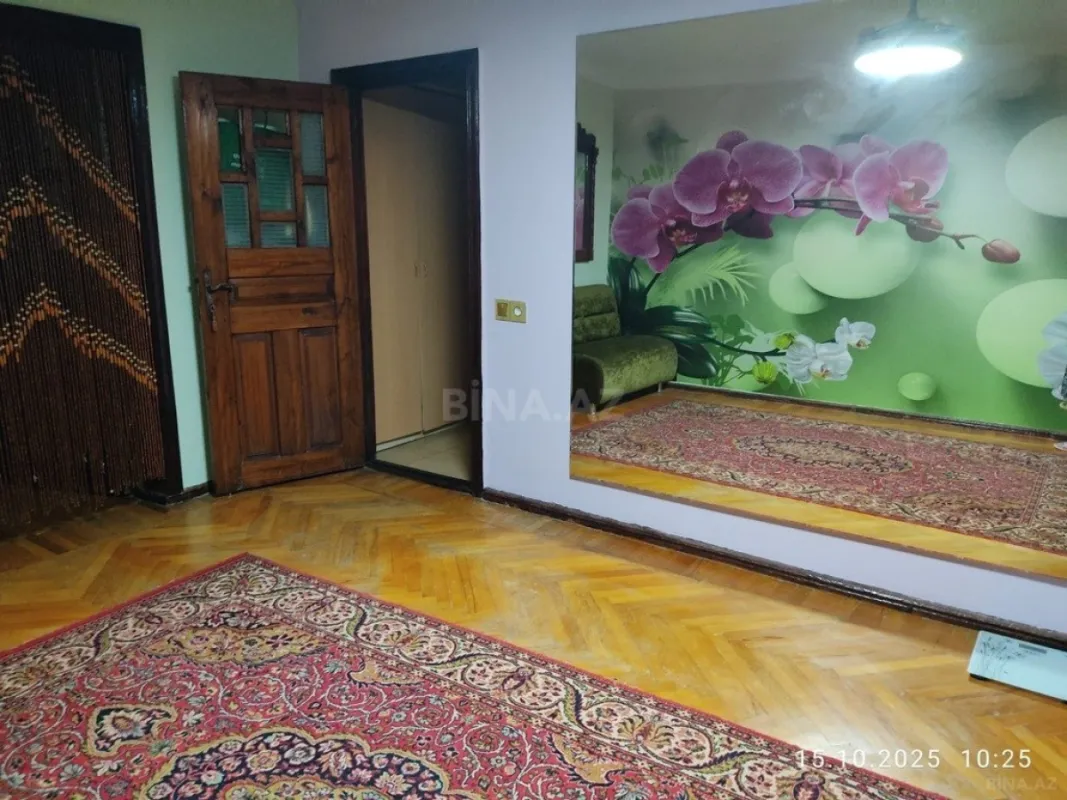Satılır 4 otaqlı mənzil 70 m²