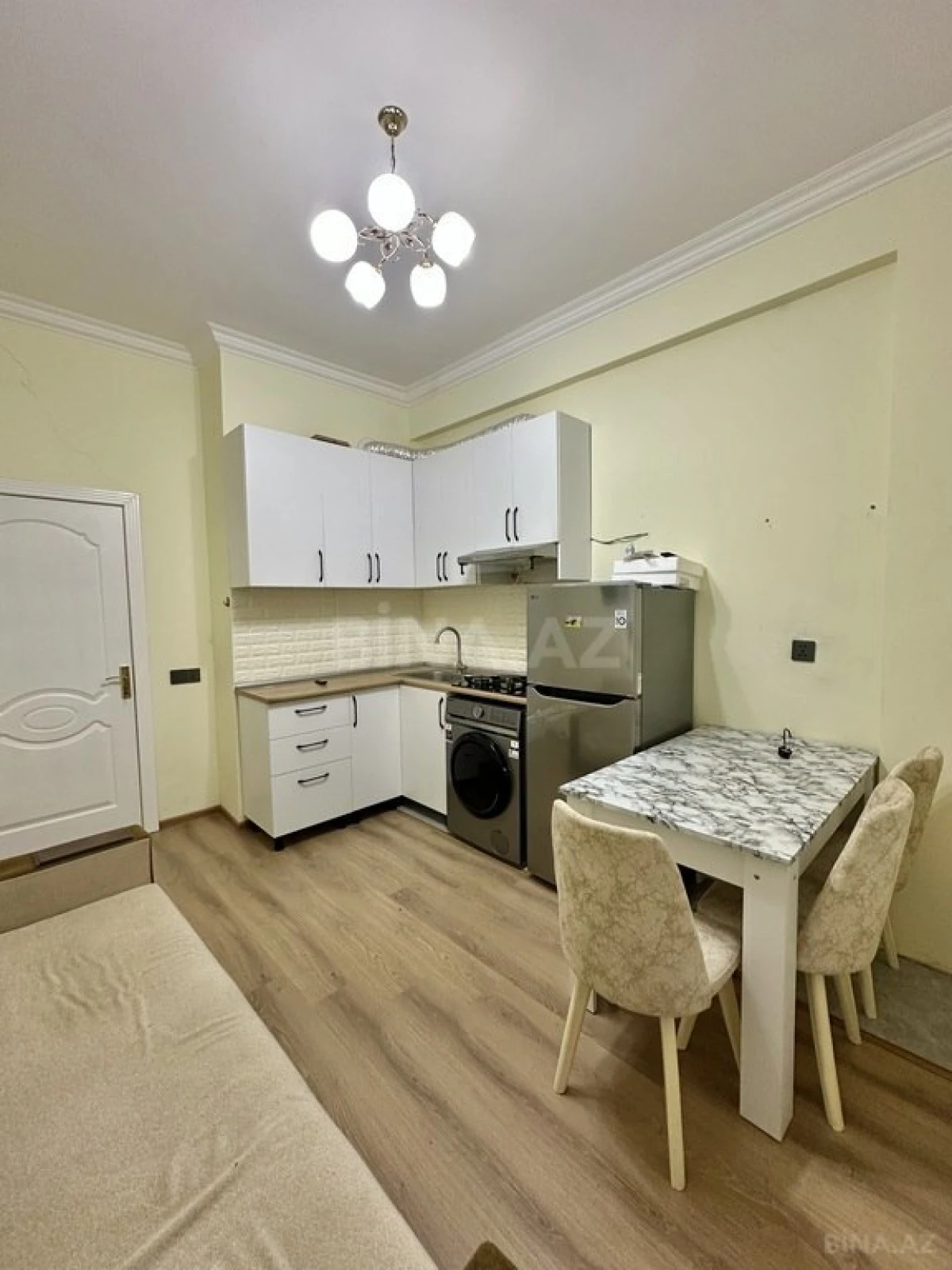 Kirayə verilir 2 otaqlı mənzil 40 m²