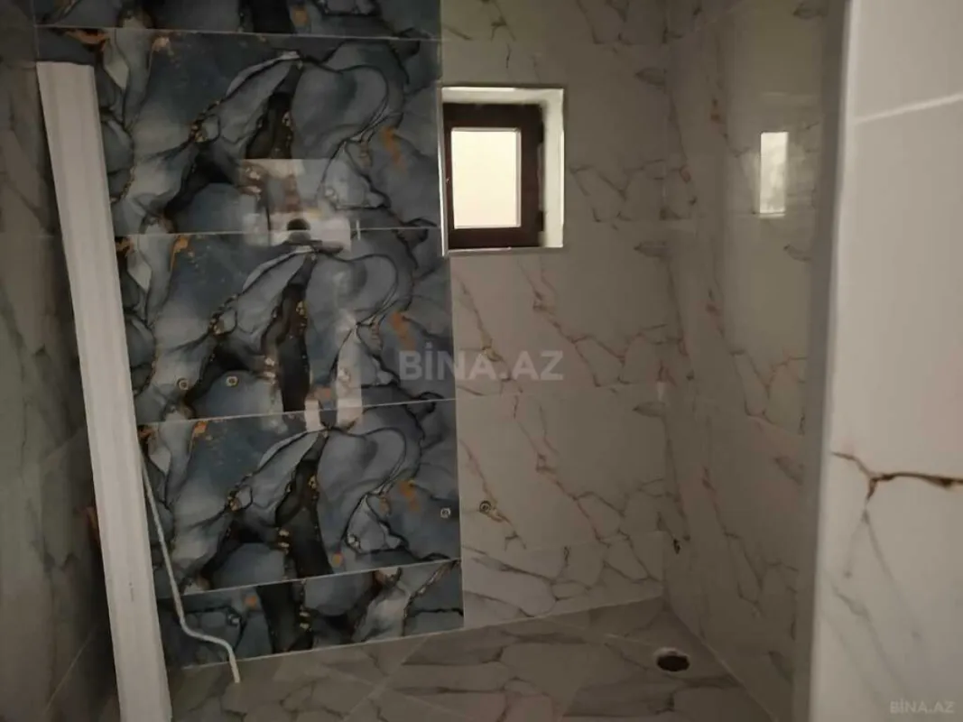 Satılır 7 otaqlı həyət evi 230 m²